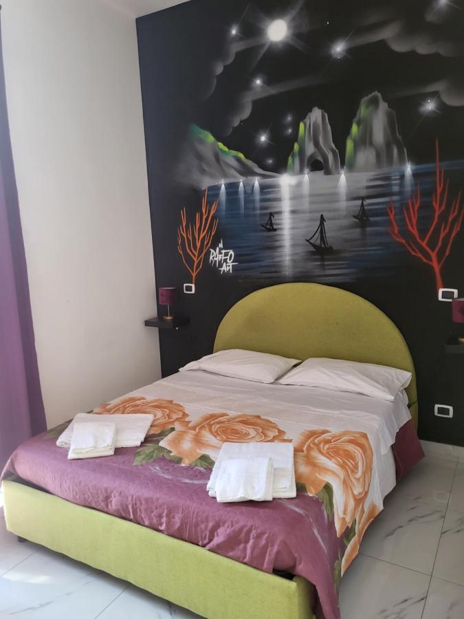 Re Carlo-civico 109 Bed & Breakfast Napoli